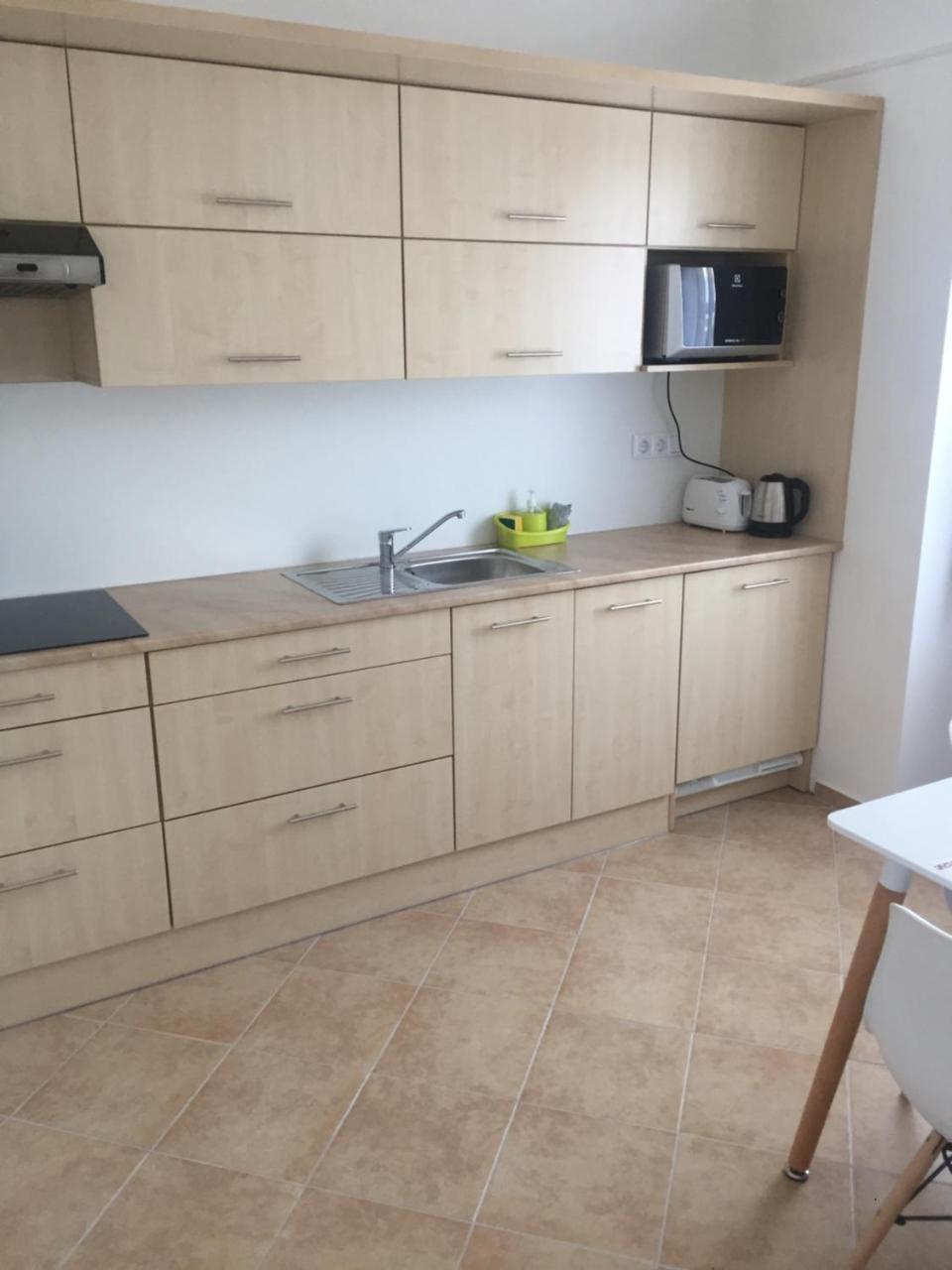 Pizza Tabor Apartman มิชโคลซ์ ภายนอก รูปภาพ
